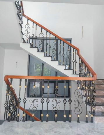 Cho thuê nhà, 87m2- 5t, trần quốc hoàn, phạm tuấn tài, cầu 7621205