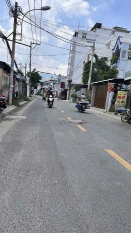 Ban nha măt tiên 6x22m gia 9,6 ty đương ha đăc 7621882