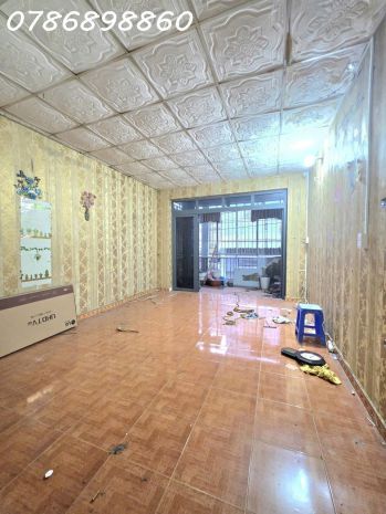 Bán nhà 2 tầng hẻm xe hơi 4 chỗ  đường chuyên dùng chính, 7622770