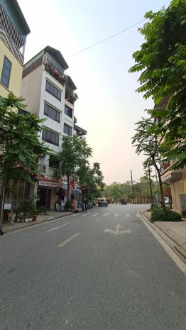 Bán đất bát khối  65m2- mt 5m- vỉa hè, ô tô tránh- 2 mặt 7623440