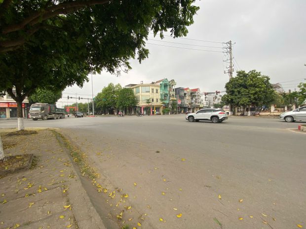 Ngân hàng phát mại 509m2 đất mặt đường trương hán siêu, tp 7623443