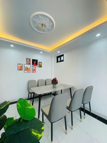 Bán nhà siêu quần lô góc thoáng sáng 40m² x 4 tầng chỉ 5,35 7623569