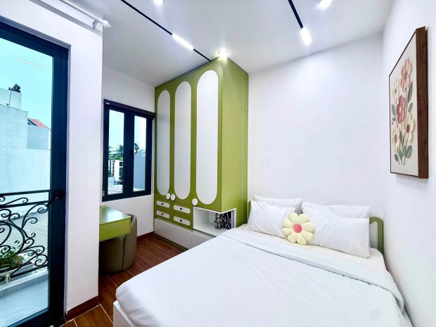 Lô góc sát mt ngay võ văn kiệt, đi bộ 1 phút ra bãi tắm 7623626