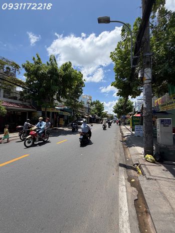 Mặt tiền kinh doanh phạm thế hiển 6x39, 3 tầng, giáp quận 7624862