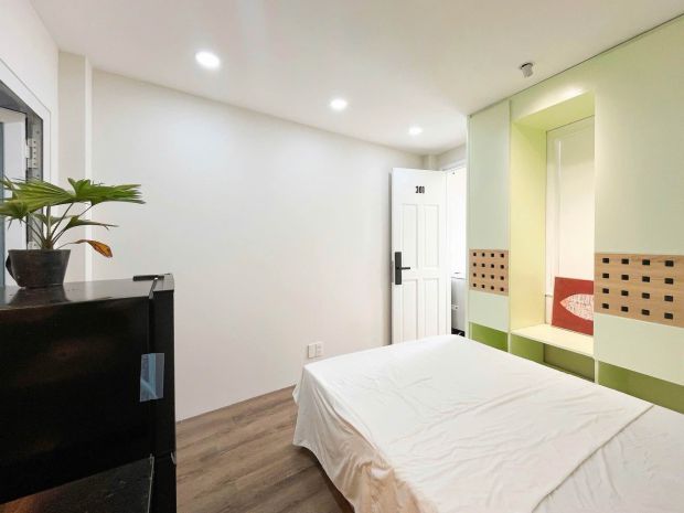 Huỳnh văn bánh  4x10m  5 tầng  7 phòng  8.2 tỷ 7625026