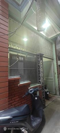 Chính chủ cho thuê nhà nguyên căn 3 tầng, gồm 4 phòng ngủ 7625694