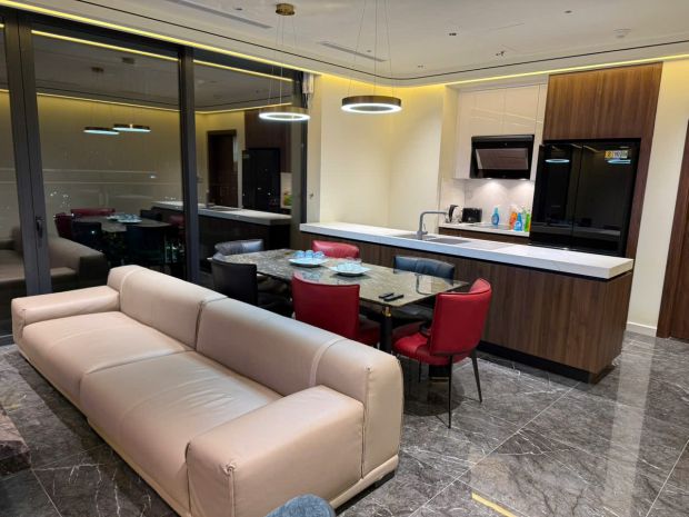 Cho thuê 3pn sunshine golden river  141m²  view công viên 7625988