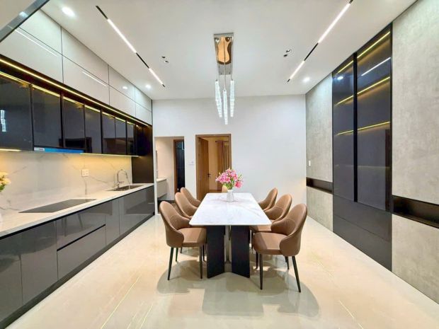Bán nhà đẹp thạch bàn- ngõ nông- oto- 45m 5 tầng hơn 7 7627269