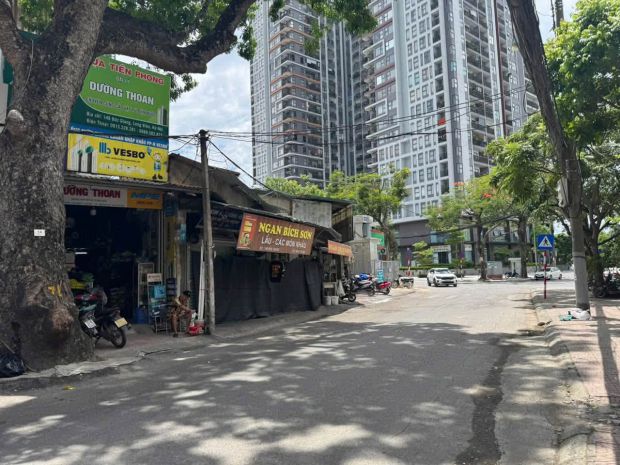 Nhà mặt phố đức giang 90m2, 3 tầng, mt rộng 7m, đường ô tô 7627814