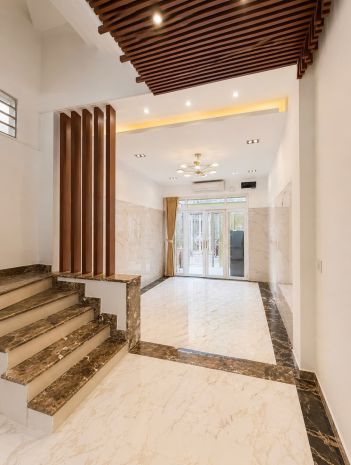 Căn góc 2 mặt tiền - hẻm 6m gần vòng xoay lý thường kiệt - 7628687
