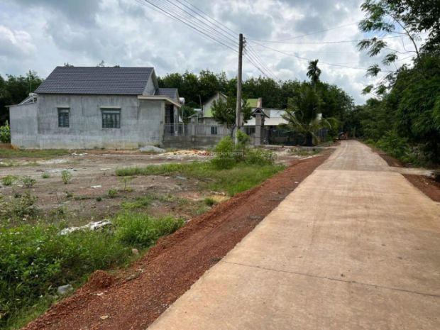 Chính chủ bán 150m2 đất sẵn sổ mặt tiền đường nhựa tại đồng 7628995