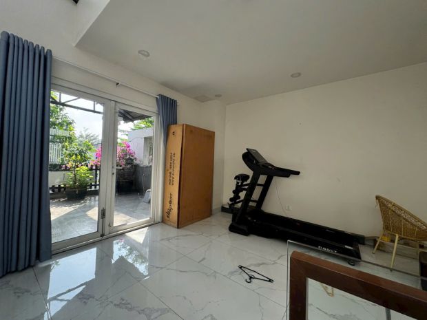 Bán nhà 1 trệt 2 lầu sân thượng trước sau, 70m2, 4pn- kdc 7629236