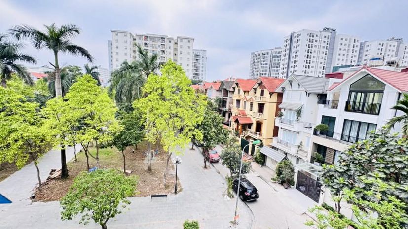 Biệt thự lô góc sài đồng, 3 mặt vỉa hè , ôtô tránh, view 7630150