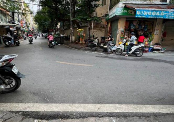 Cho thuê cửa hàng tầng 1 số 12a nguyễn cao, hai bà trưng, 7630281