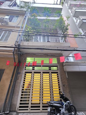 Bán nhà khuất duy tiến, gần phố, 87m2 mt7.2, ô chờ thang 7630437