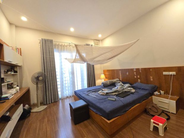 Bán nhà khuất duy tiến, gần phố, 87m2 mt7.2, ô chờ thang 7630440