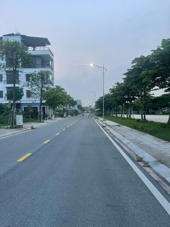 Đất nền kđt ngọc châu mặt 5m đối diện nhà ở xã hội giá 3.x 7631107
