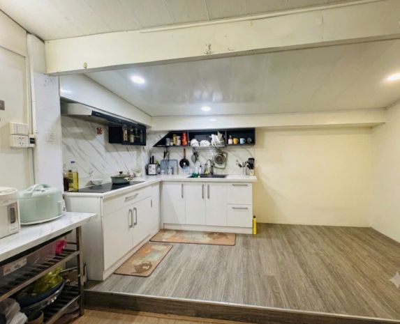 Nhà bà hạt - ngô gia tự - 45m² - 2 tầng - trung tâm quận 10 7631696