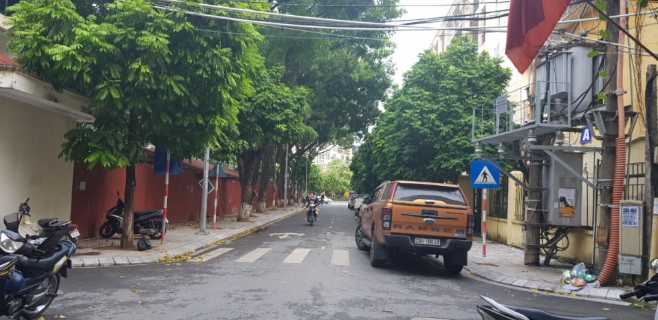 Bán nhà 5 tầng ngõ 10 nguyên văn huyên nghĩa đô cầu giấy 20 7632755