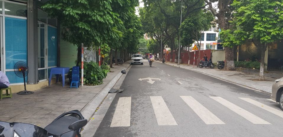 Bán nhà 5 tầng ngõ 10 nguyên văn huyên nghĩa đô cầu giấy 20 7632757