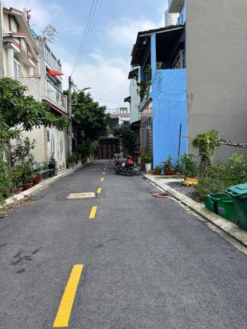 Gấp bán, đất chính chủ, hạ 300 triệu, dt 83m2, hẻm xe hơi 7635527
