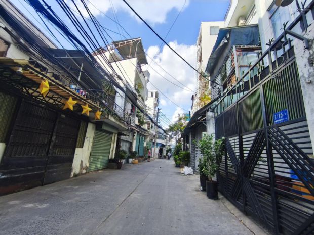 Nhà đẹp tám danh xe hơi sát cửa, 3 tầng hoàn công, 7637390