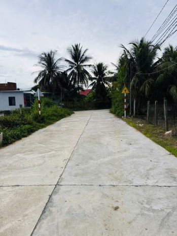 Bán lô góc 2 mặt tiền diên sơn  trung tâm diên khánh 7639401