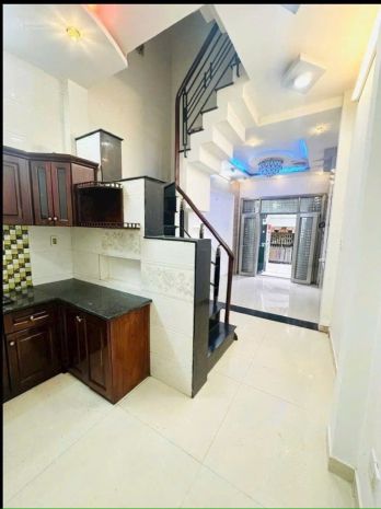 Nhà 4 tầng nguyễn thị minh khai  5 pn  hẻm gần 4m  giá 7640515
