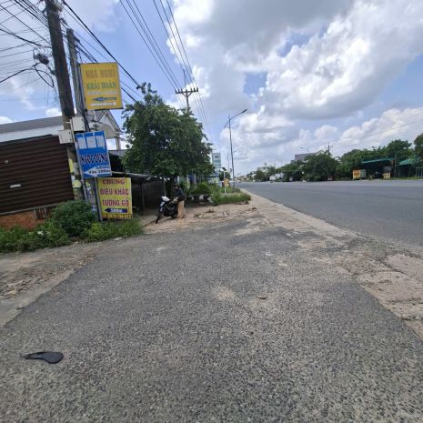 Đất sát khu công nghiệp  có sẵn thổ cư  giá chỉ từ 340 7642448