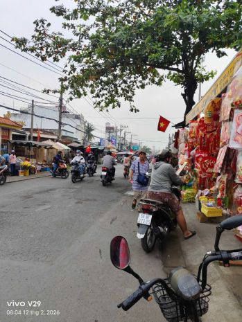 Vị trí đẹp - mặt tiền - chính chủ bán nhà ngay chợ bờ đất, 7642962
