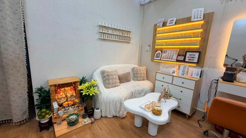 Sang nhanh tiệm nail  gội dưỡng sinh  địa chỉ: 34130 lạc 7643180