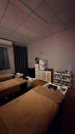 Sang nhanh tiệm nail  gội dưỡng sinh  địa chỉ: 34130 lạc 7643189