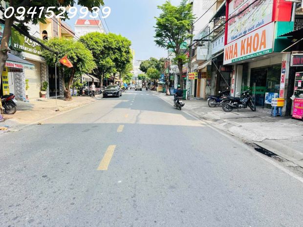 Dãy trọ 11 phong -dong tien ổn định -chỉ 8ty 7644844