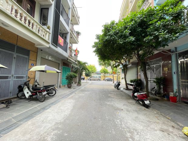 Bán nhà việt hưng 45m2- 5 tầng- vỉa hè, ô tô tránh đỗ- hơn 7644958