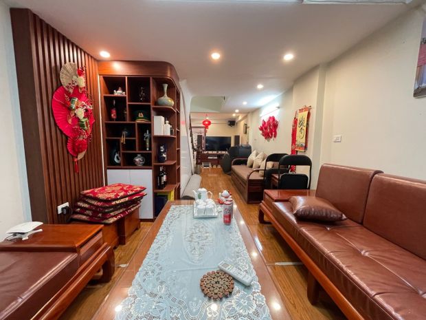 Bán nhà việt hưng 45m2- 5 tầng- vỉa hè, ô tô tránh đỗ- hơn 7644960