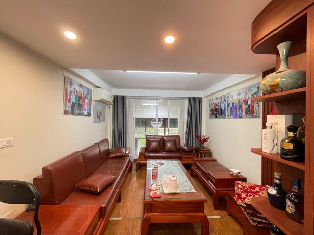 Bán nhà việt hưng 45m2- 5 tầng- vỉa hè, ô tô tránh đỗ- hơn 7644961
