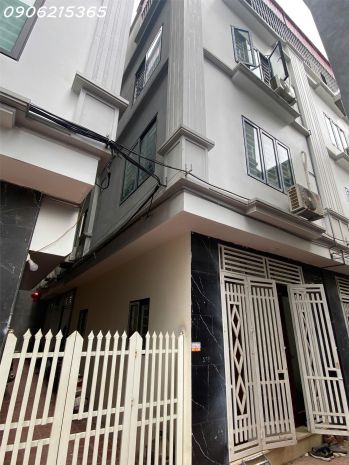 Cho thuê nhà nguyên căn 40m2, 4 tầng yên nghĩa  5pn 7645019