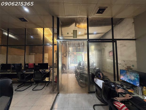 Cho thuê mặt bằng 165m² hoàng văn thái  thanh xuân 7645056