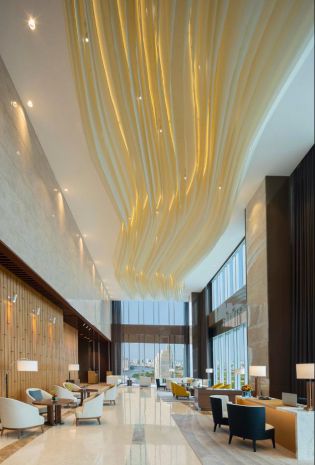 Khách sạn 4 sao- 95 phòng- view công viên- ngay chợ bến 7645570
