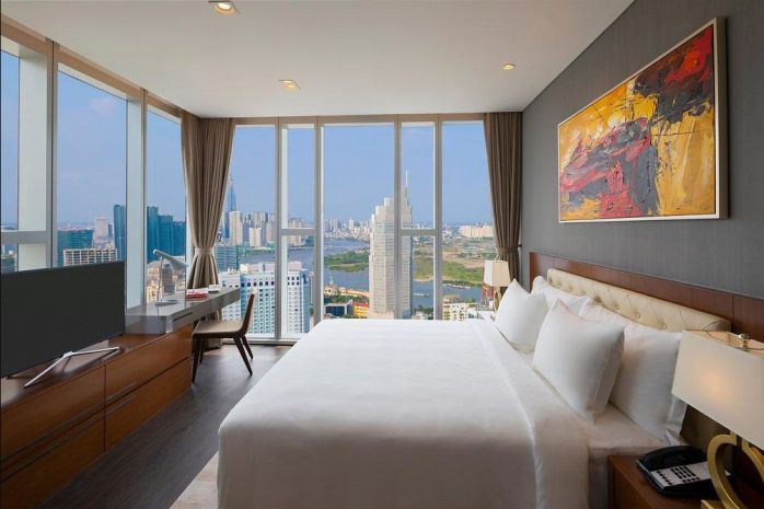 Khách sạn 4 sao- 95 phòng- view công viên- ngay chợ bến 7645571