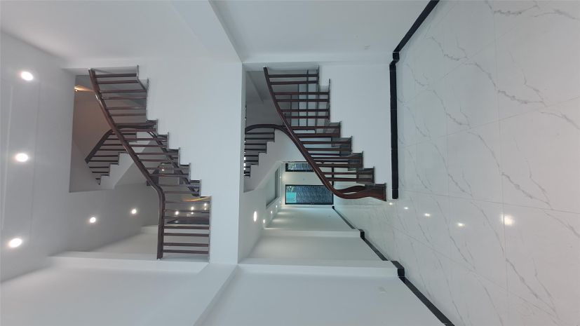Bán nhà vĩnh trung 40m² x 5 tầng, ô tô vào tận cửa, giá chỉ 7645575