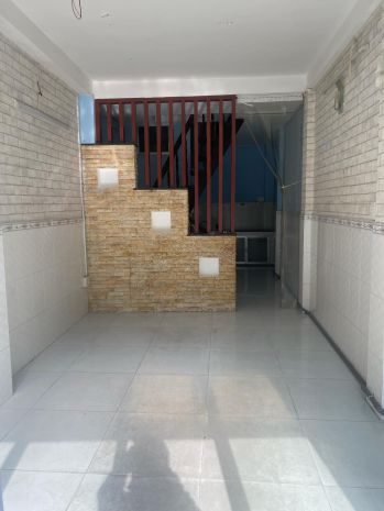 Bán nhà 3mx9m,1 trệt 1 lầu 2pn 1wc,22 cửu long p15 q10 7646044