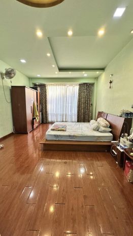 Bán nhà mặt tiền hẻm 8m hoàng văn thụ - giao út tịch, 7647028