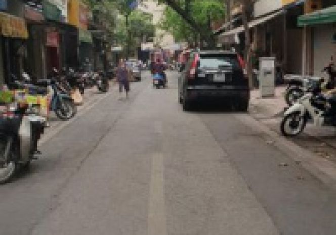 Bán nhà ngũ xã, nguyễn khắc hiếu, ba đình 215m2, mt10m đất 7649021