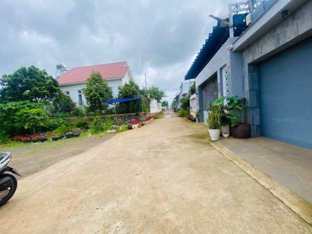 Rẻ nhất thị trường có 1 ko 2-giảm cực sâu 900 triệu - bán 7649093