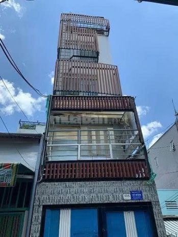 Cc bán gấp nhà mặt tiền 8 phòng ở khép kín, số 808 đoàn văn 7649147