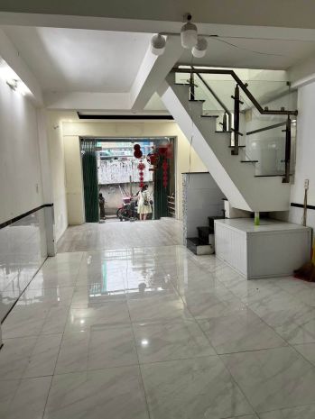 Nhà btct mặt tiền hẻm thông tô ký  7 tỷ giảm mạnh còn 5 tỷ 5 7649831