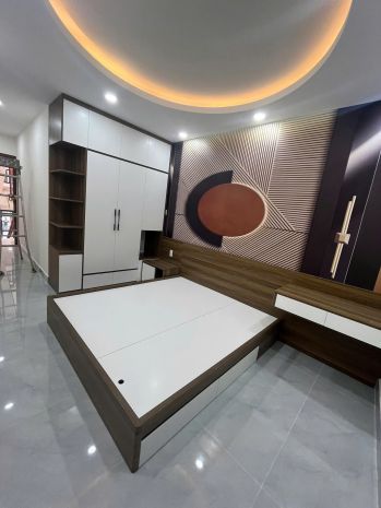 Chính chủ bán nhà mặt tiền đường trần hưng đạo quận tân phú 7652363