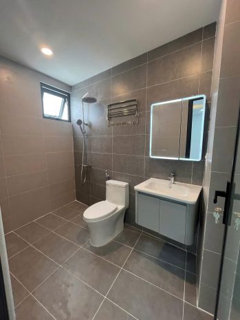 Chính chủ bán nhà mặt tiền đường trần hưng đạo quận tân phú 7652365