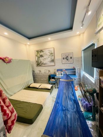 Sát k266 hoàng diệu, 4 tầng đúc, 4pn khép kín, p thờ, sân 7652705